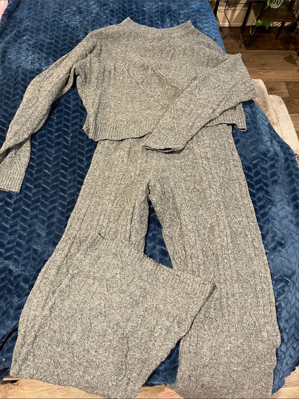 No Boundaries Charcoal Gray Cozy Knit Outfit